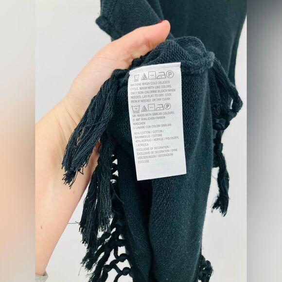 J Jason Wu Sweater Tunic Sleeveless Fringe in black | Medium Knit Tank Crochet - Picture 4 of 5